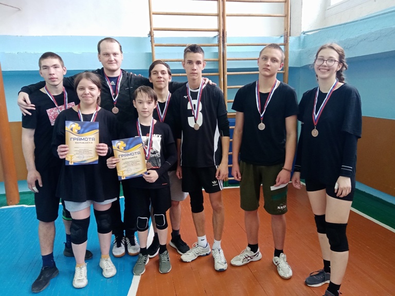 XIII РАЙОННЫЙ ТУРНИР ПО ВОЛЕЙБОЛУ ПАМЯТИ С. В. ПОТАПОВА.